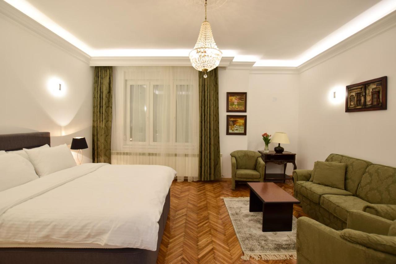 Crown Apartment - Your Most Comfortable Stay Belgrad Exterior foto